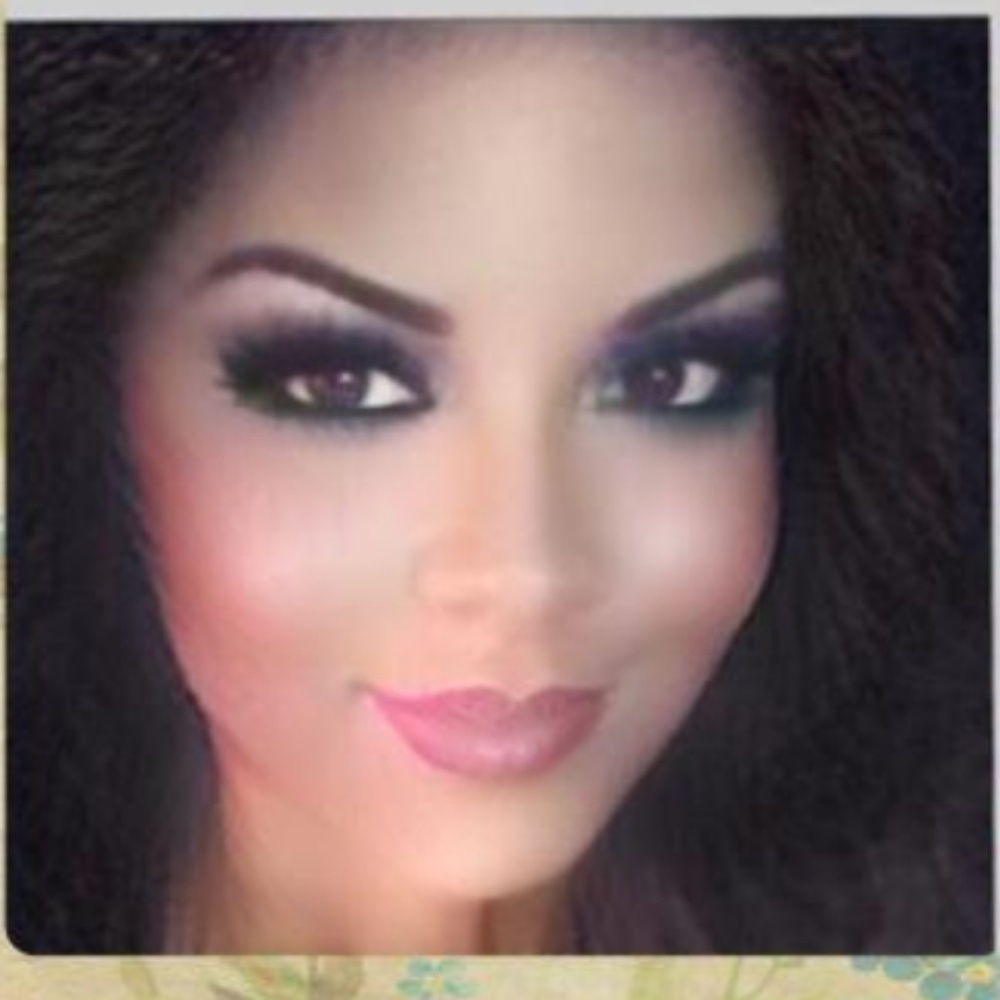 Meet your Posher, Vanessa